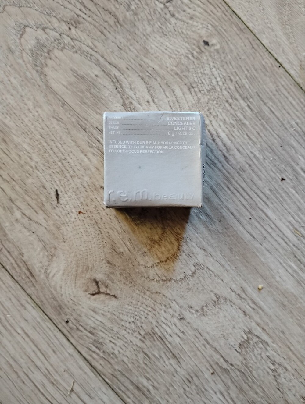 r.e.m. beauty Sweetener Concealer - Light 3C (Cream)